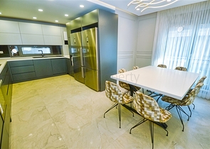 A 4+1 apartment in the Uncali - Antalya neighborhood 