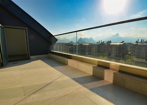 A 4+1 apartment in the Uncali - Antalya neighborhood 