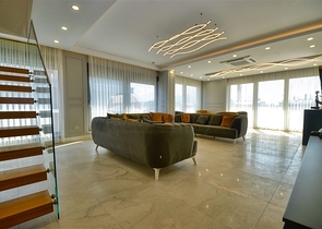 A 4+1 apartment in the Uncali - Antalya neighborhood 