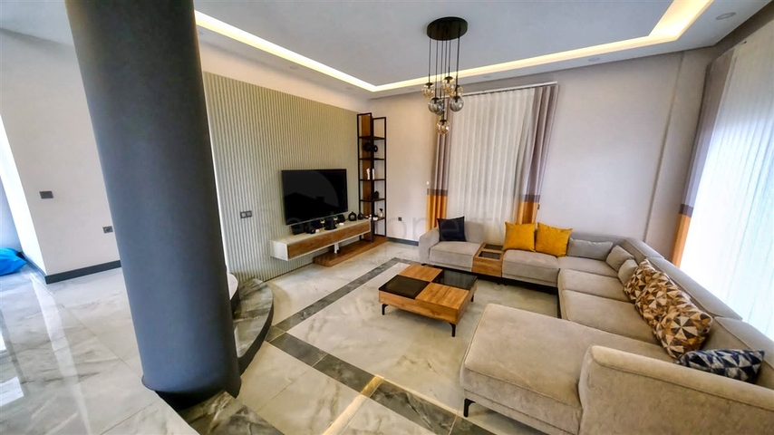 3+1 villa in Doschemealti - Antalya area 