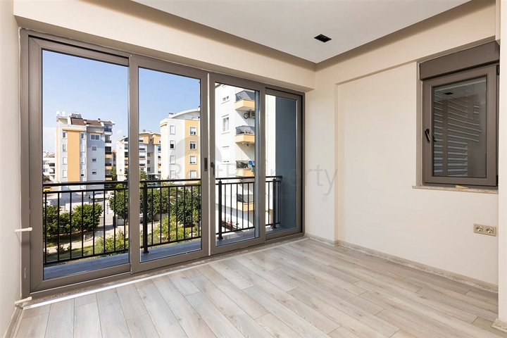 1+1 apartments in Guzeloba - Antalya area