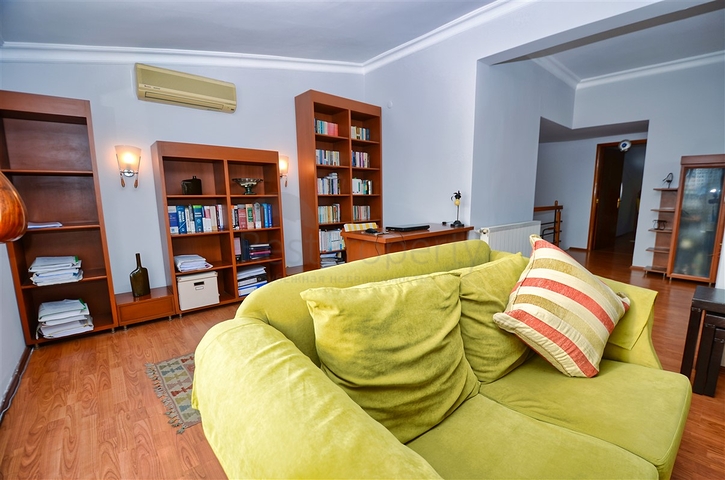 4+1 duplex apartment in Antalya city center