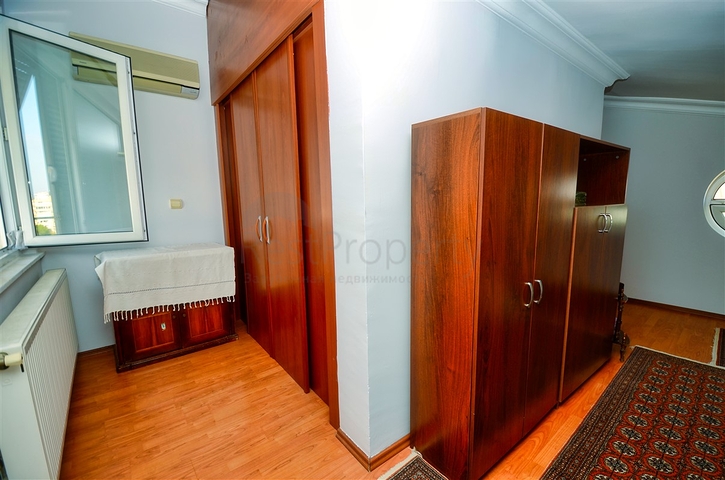 4+1 duplex apartment in Antalya city center