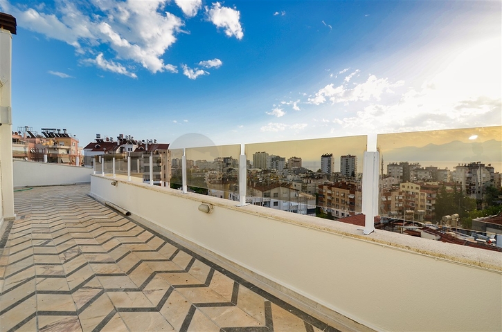 4+1 duplex apartment in Antalya city center