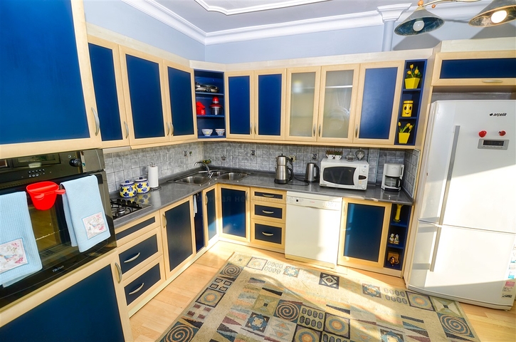 4+1 duplex apartment in Antalya city center