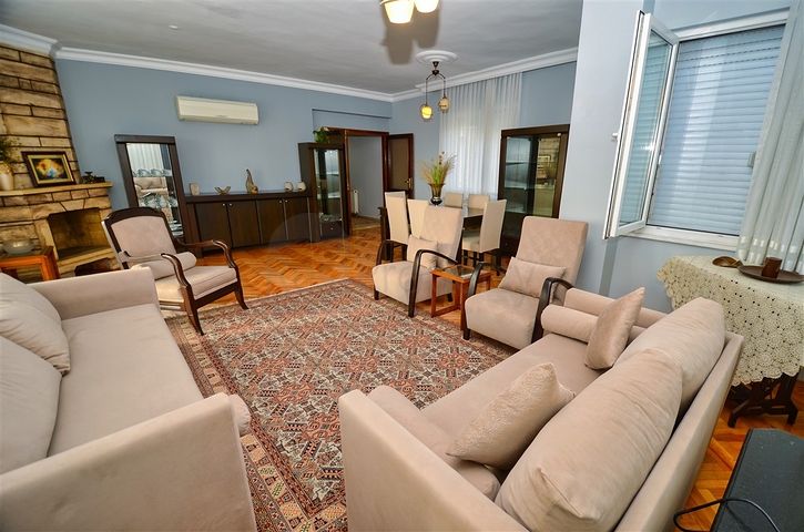 4+1 duplex apartment in Antalya city center