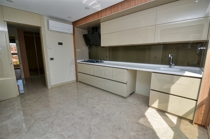 4+1 apartments in Konyaalti - Antalya area