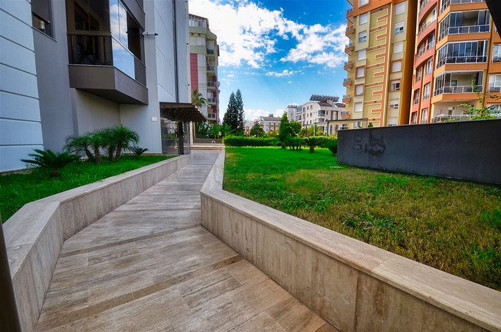 4+1 apartments in Konyaalti - Antalya area