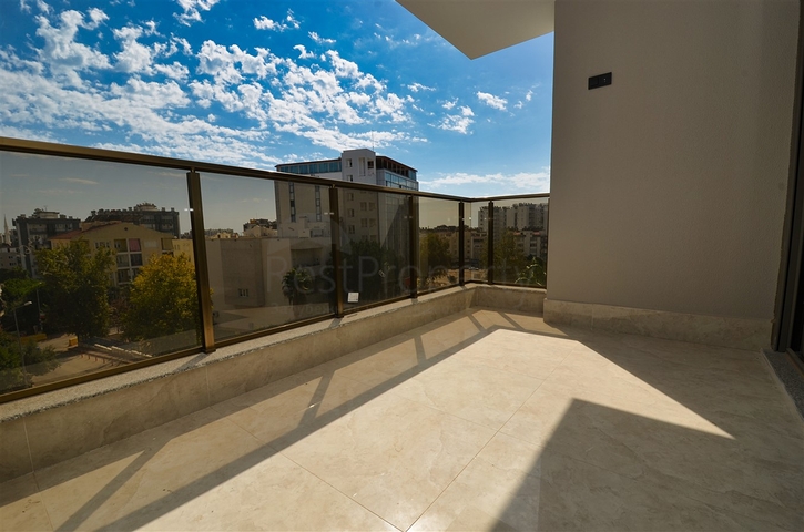 4+1 apartments in Konyaalti - Antalya area