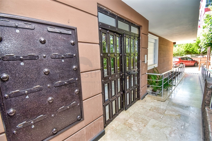 A 2+1 apartment in the Toros - Antalya neighborhood 