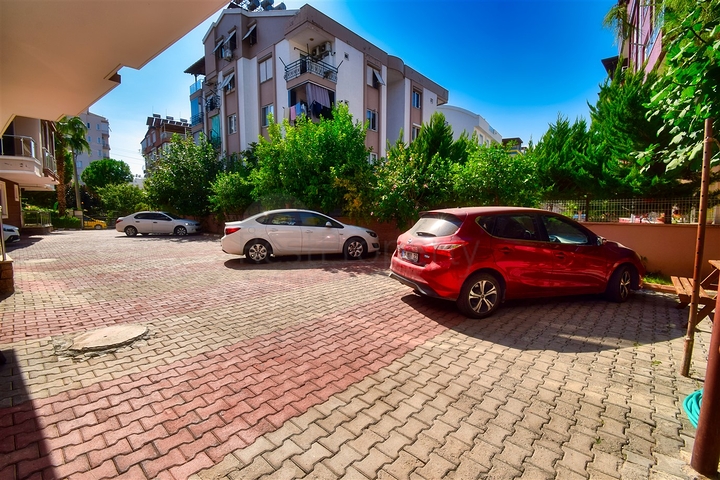 A 2+1 apartment in the Toros - Antalya neighborhood 