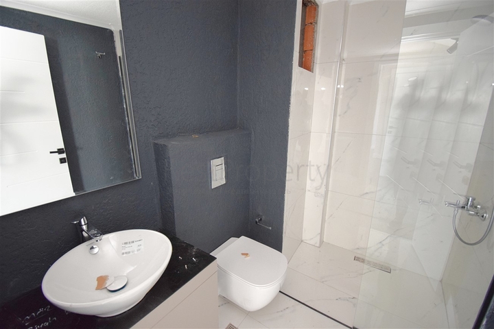 4+1 villas in the Guzeloba - Antalya neighborhood