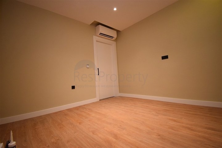 4+1 villas in the Guzeloba - Antalya neighborhood