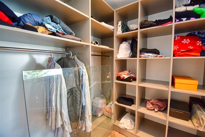 4+1 villas in the Guzeloba - Antalya neighborhood