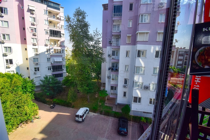 A 3+1 apartment in the Guzeloba - Antalya neighborhood 