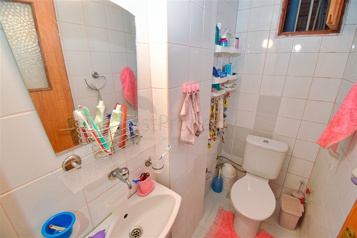 A 3+1 apartment in the Guzeloba - Antalya neighborhood 