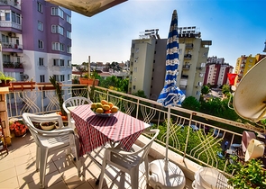 A 3+1 apartment in the Guzeloba - Antalya neighborhood 
