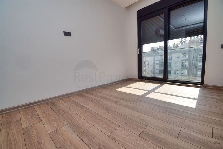 5+1 duplex apartment in Uncali - Antalya neighborhood