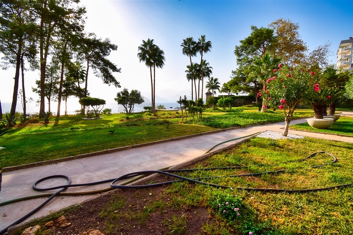 A 3+1 apartment in the Shirinyali - Antalya neighborhood