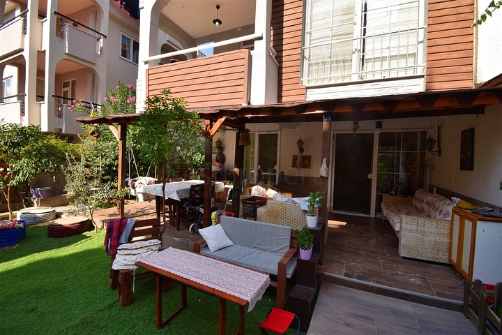 4+2 villa in the area of Lara Antalya