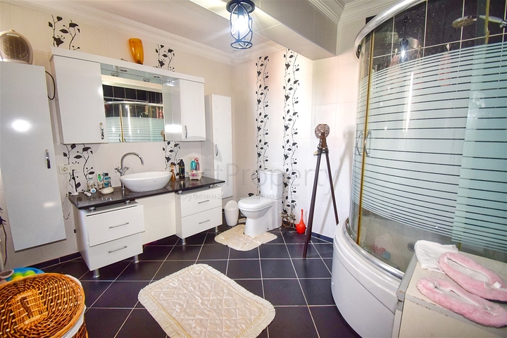 4+2 villa in the area of Lara Antalya