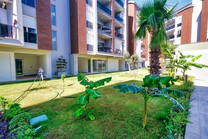 1+1 apartment in the Persimmon - Antalya neighborhood