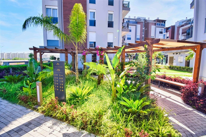 1+1 apartment in the Persimmon - Antalya neighborhood