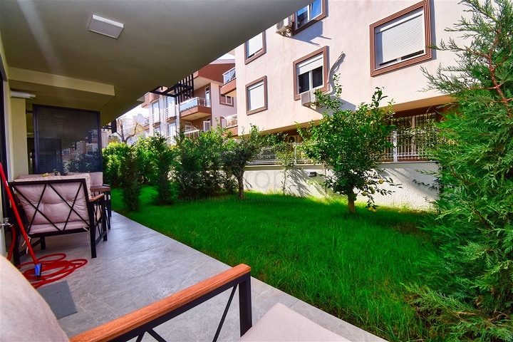 A 2+1 apartment in the Guzeloba - Antalya neighborhood