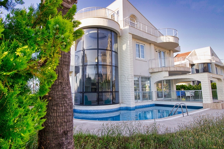 4+1 villa in Belek Antalya area 