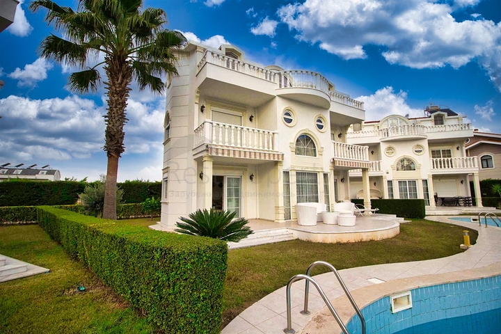 4+1 villa in Belek Antalya area 