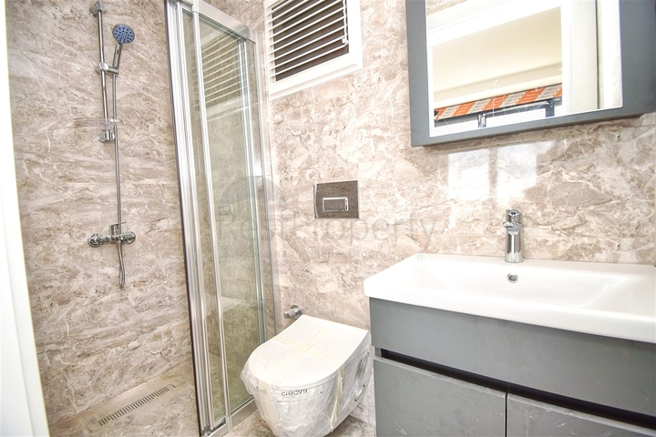 An investment project for sale is a building in the Altyntas - Antalya area