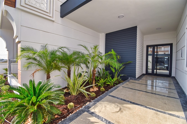 An investment project for sale is a building in the Altyntas - Antalya area