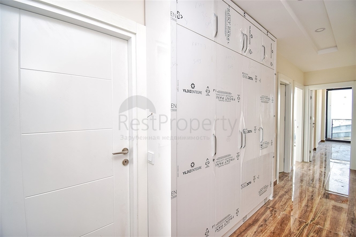 An investment project for sale is a building in the Altyntas - Antalya area