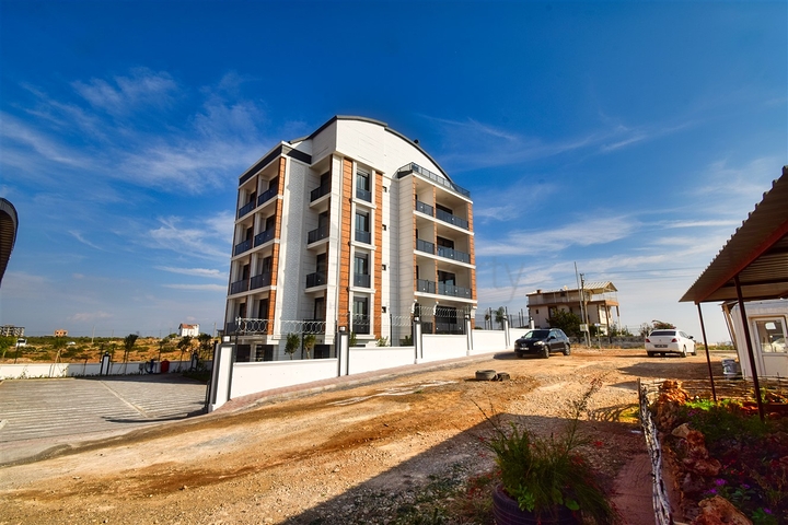 An investment project for sale is a building in the Altyntas - Antalya area