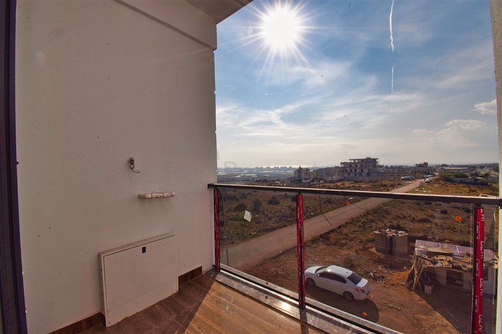 An investment project for sale is a building in the Altyntas - Antalya area