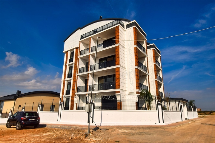 An investment project for sale is a building in the Altyntas - Antalya area