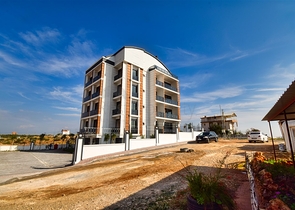 An investment project for sale is a building in the Altyntas - Antalya area