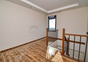 An investment project for sale is a building in the Altyntas - Antalya area