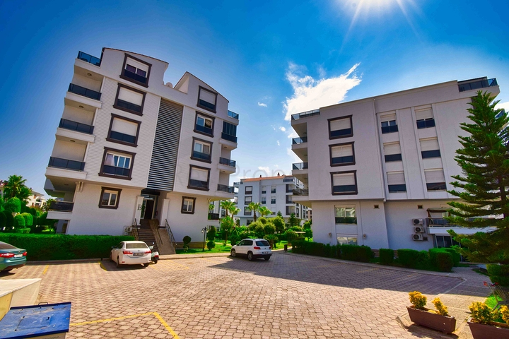 A 6+1 duplex apartment in the Mallayusuf - Antalya neighborhood A 6+1 duplex apartment in the Mallayusuf - Antalya neighborhood