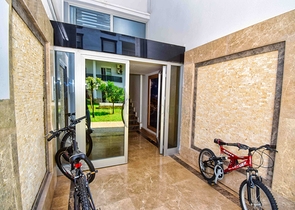 A 6+1 duplex apartment in the Mallayusuf - Antalya neighborhood A 6+1 duplex apartment in the Mallayusuf - Antalya neighborhood