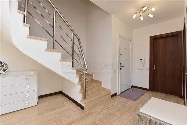 Spacious 3+1 penthouse in Konakli district