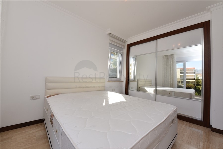 Spacious 3+1 penthouse in Konakli district