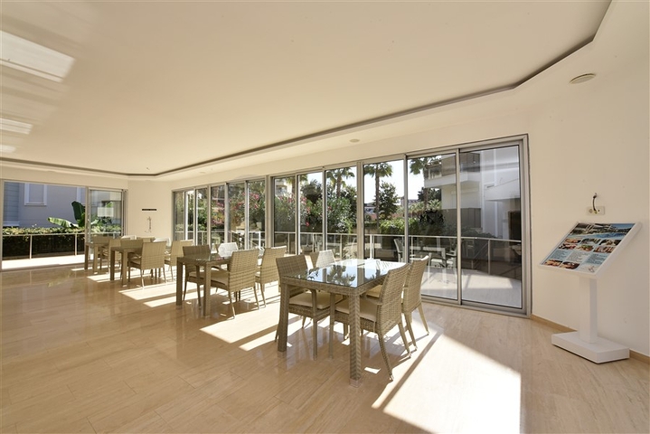 Spacious 3+1 penthouse in Konakli district