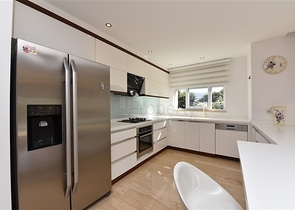 Spacious 3+1 penthouse in Konakli district