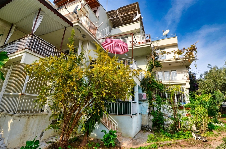 The apartment layout 1+1,2+1 in the neighborhood of Guzeloba - Antalya 