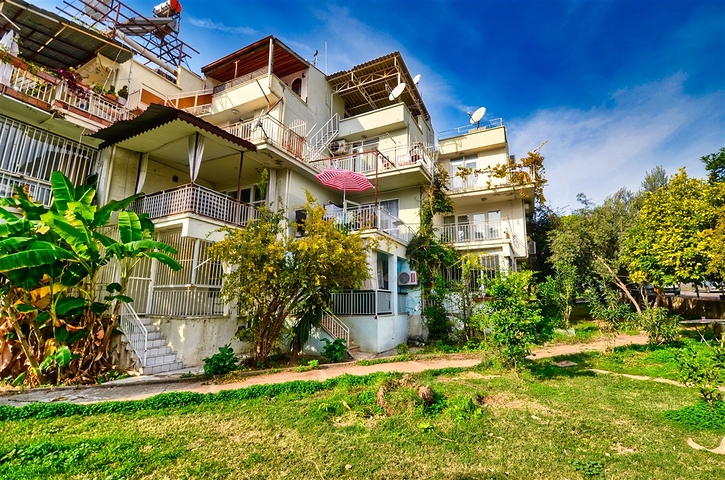 The apartment layout 1+1,2+1 in the neighborhood of Guzeloba - Antalya 