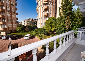 1+1 apartment in the Guzeloba - Antalya neighborhood