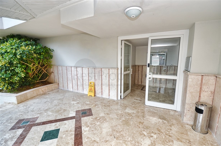 2+1 apartment in the area of Lara Antalya