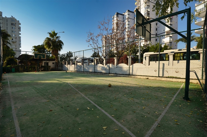 2+1 apartment in the area of Lara Antalya