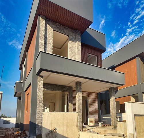 5+1 villa in Doshemealti - Antalya area